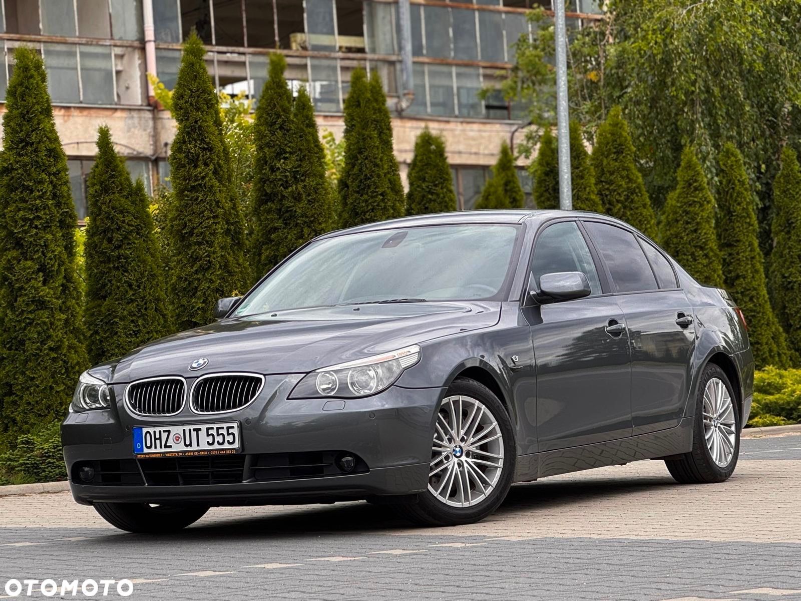 BMW Seria 5 545i - 1