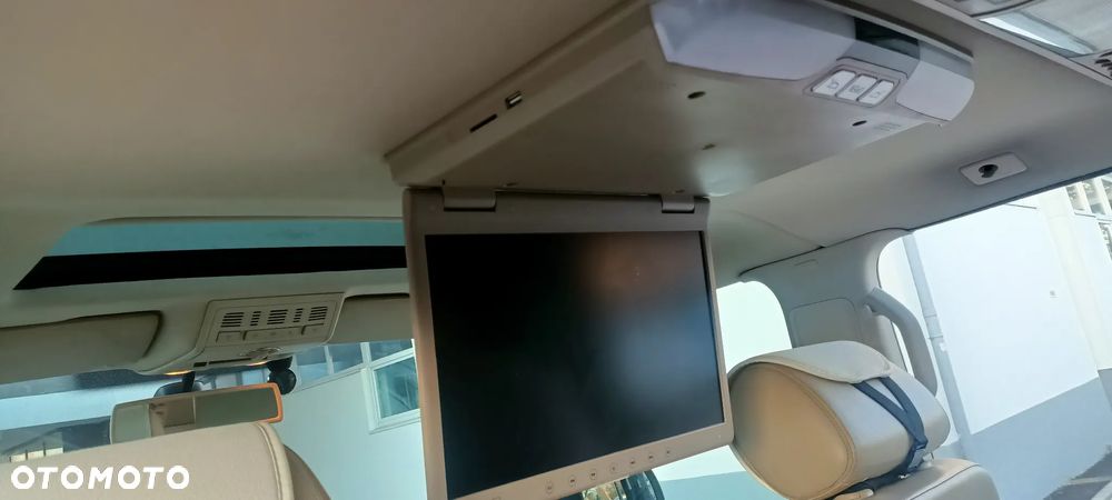 Volkswagen Multivan - 15