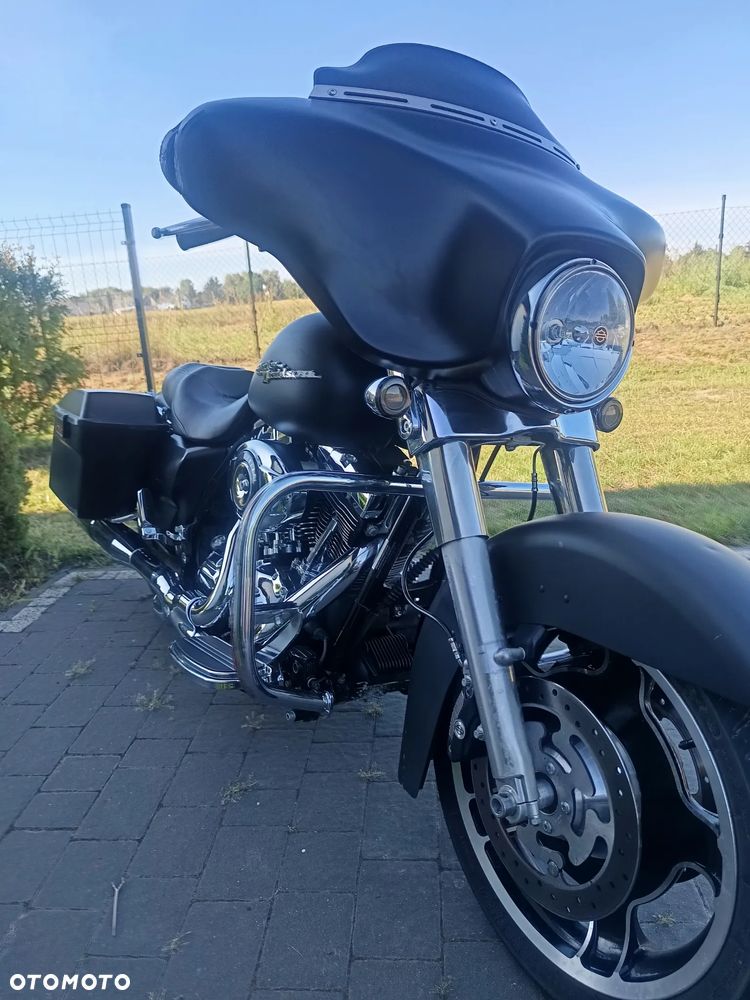 Harley-Davidson Touring Street Glide - 10