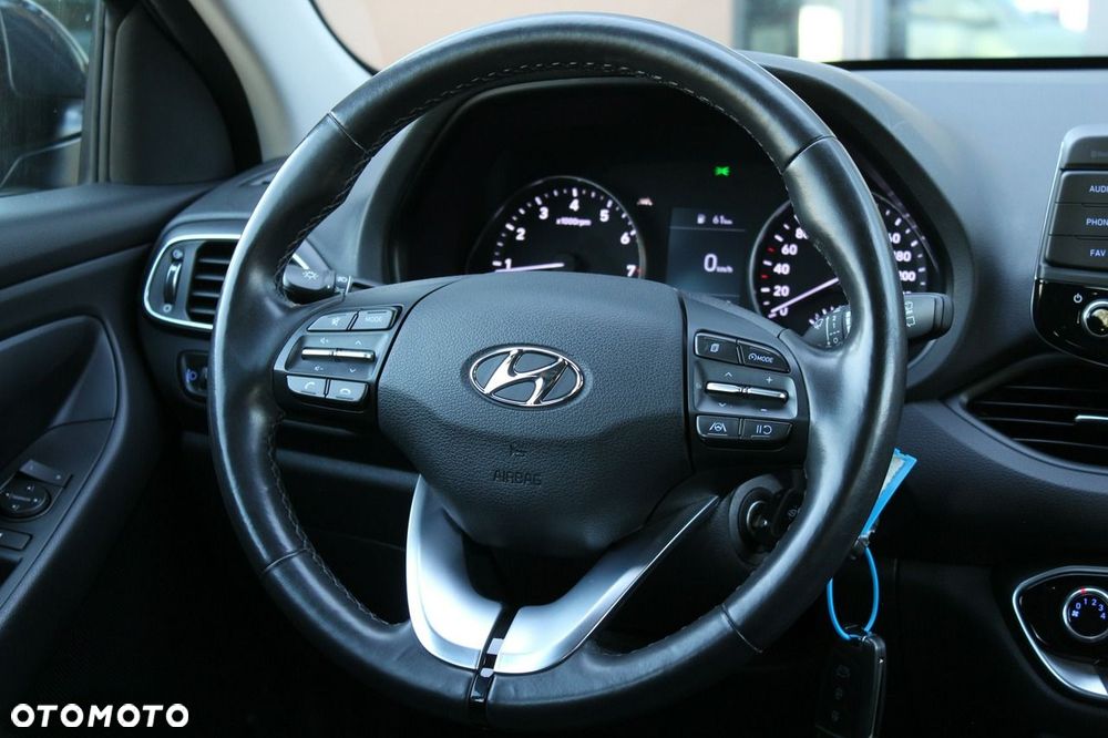 Hyundai i30 1.5 DPI Modern - 19