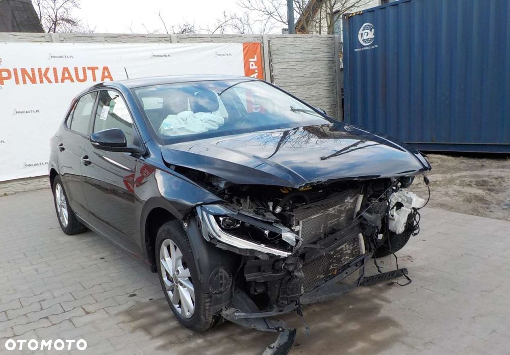 Volkswagen Polo - 1