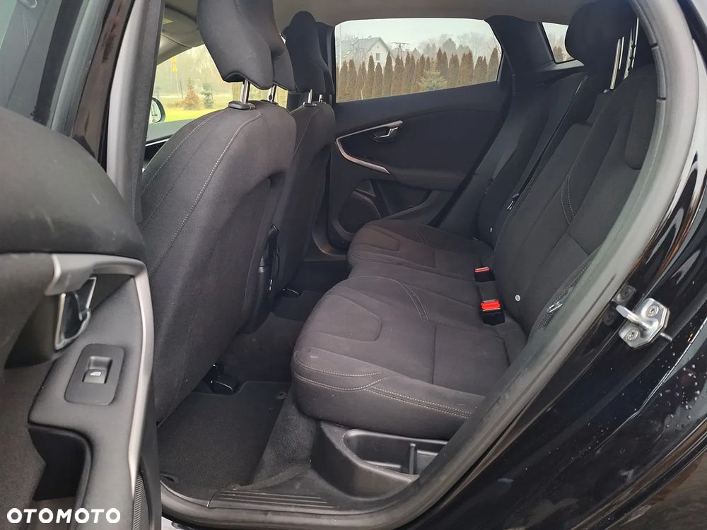 Volvo V40 T2 Kinetic - 20