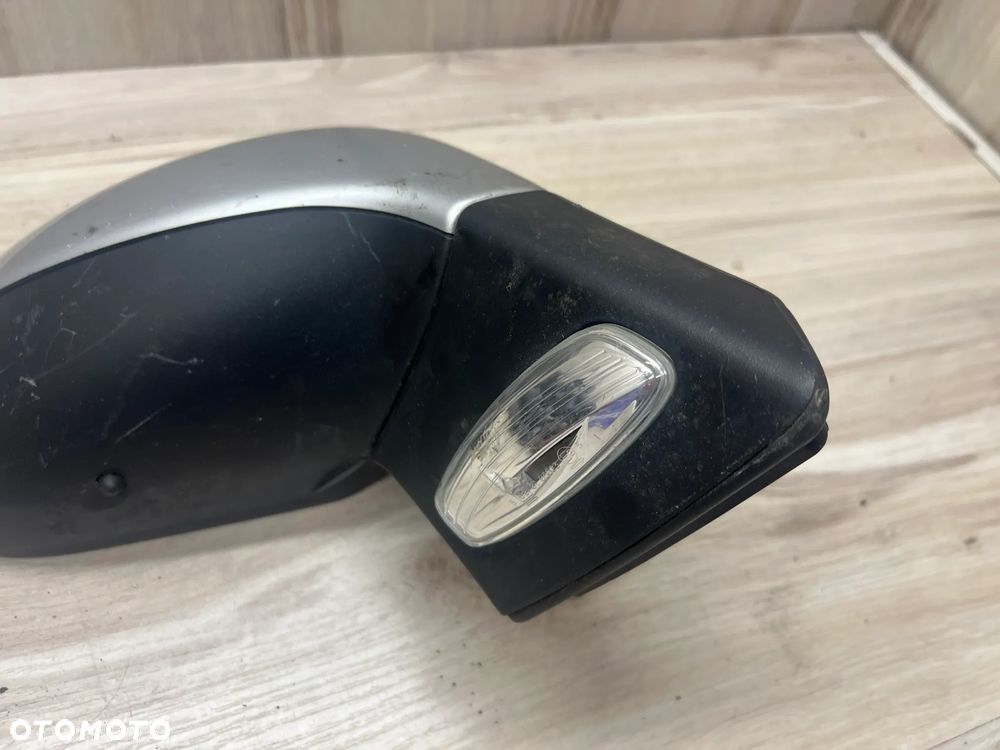 LUSTERKO PRAWE PEUGEOT 207 9PIN - 5