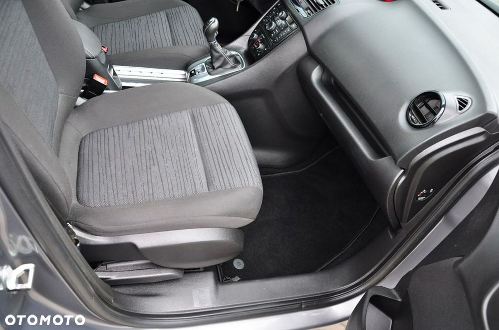 Opel Meriva 1.4 Active - 27