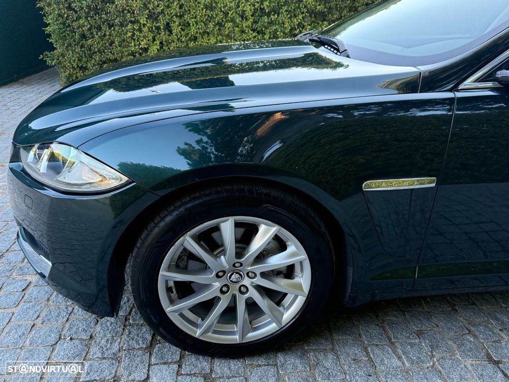 Jaguar XF 2.2 D Luxury 139g - 8