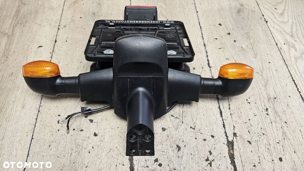 Chlapacz uchwyt tablicy kierunkowskazy Yamaha YZF R1 - 11