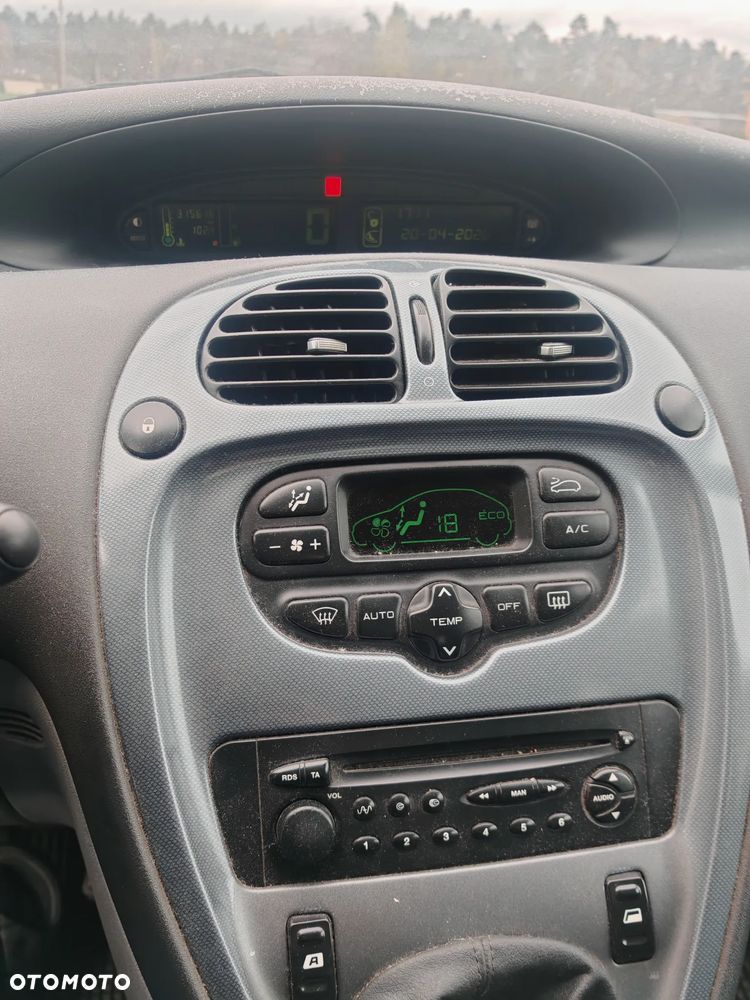 Citroën Xsara Picasso - 9