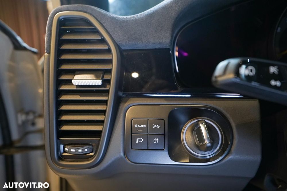 Porsche Cayenne Coupe - 23