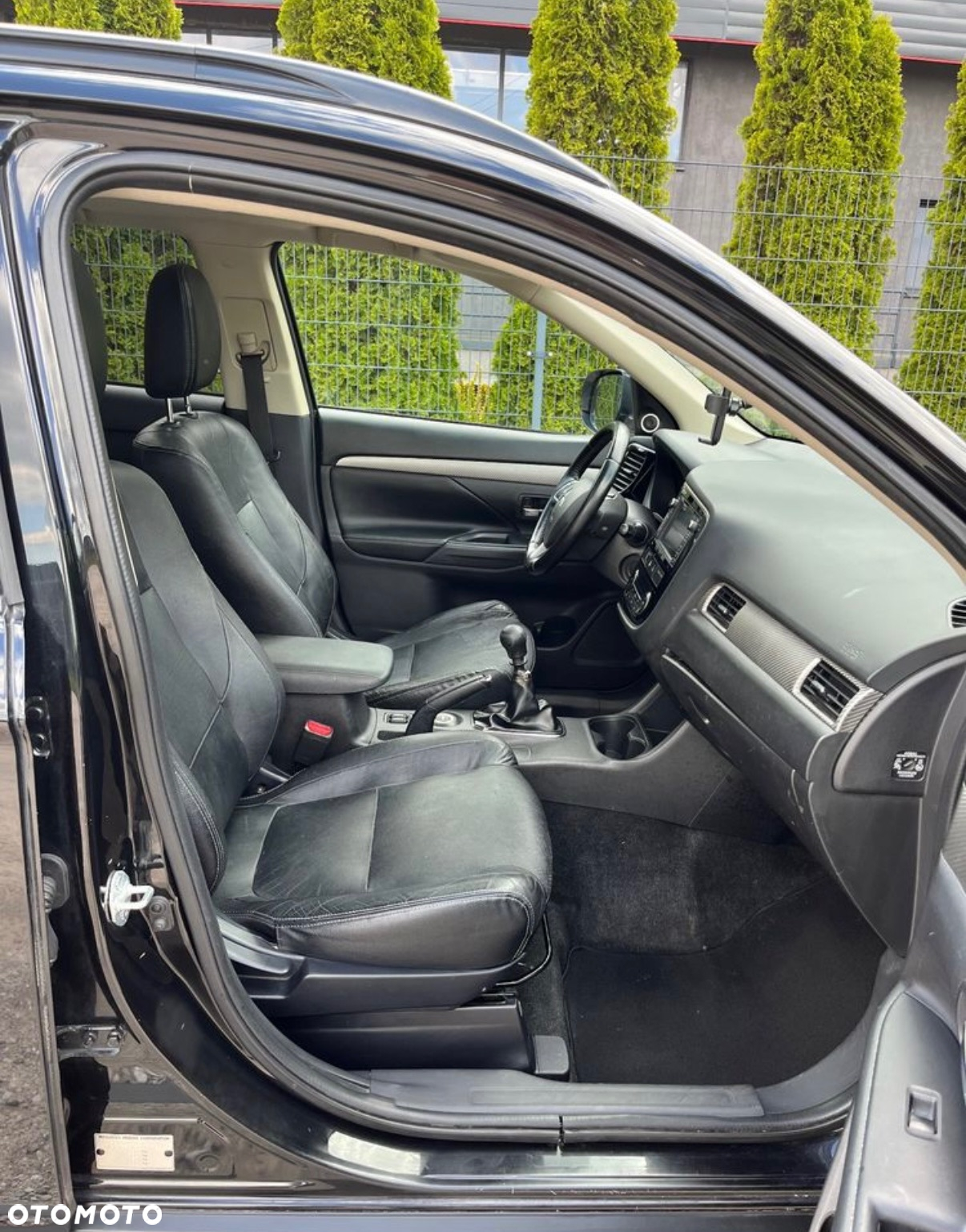 Mitsubishi Outlander 2.2 DI-D 4WD Instyle - 30