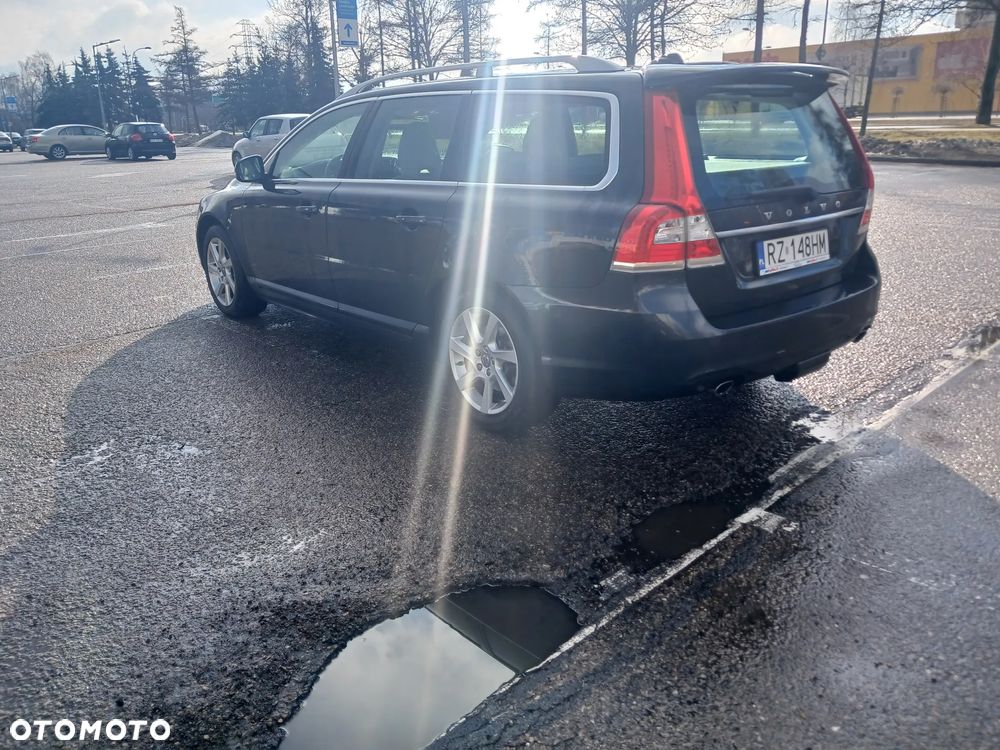 Volvo V70 D3 Kinetic - 7