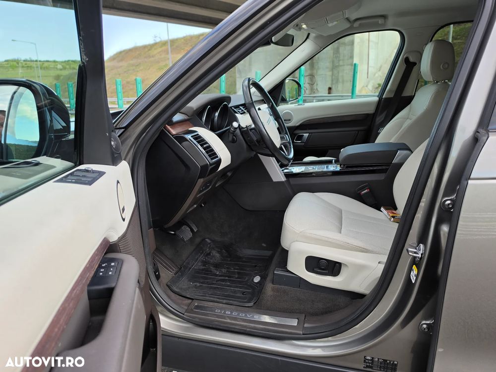 Land Rover Discovery 2.0 L SD4 HSE Luxury - 16