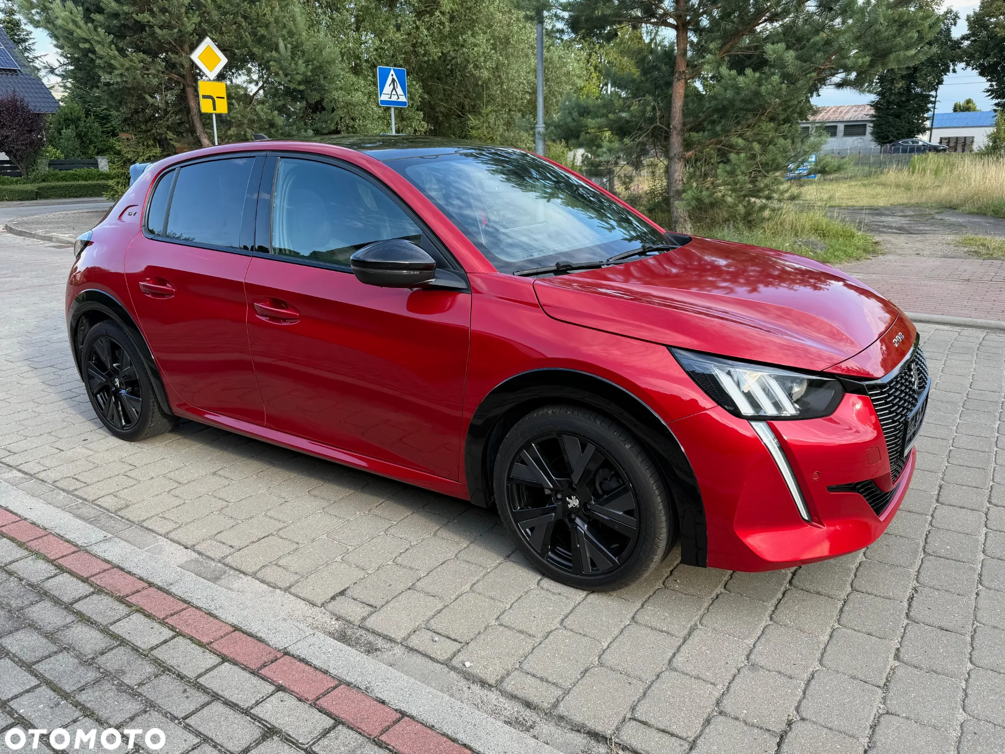 Peugeot 208 1.2 PureTech GT Line S&S EAT8 - 7