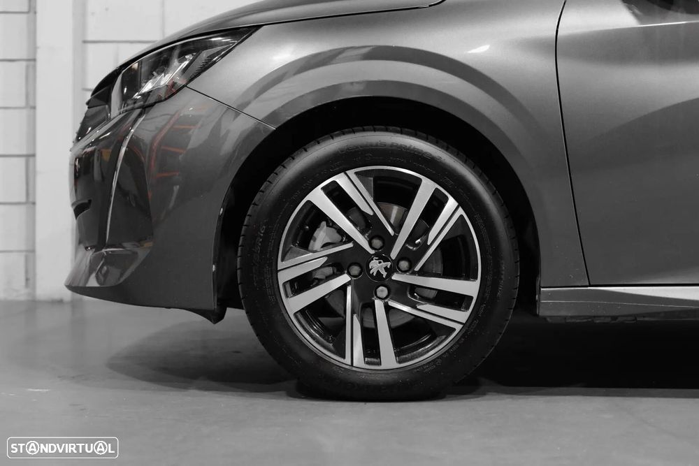 Peugeot 208 1.2 PureTech Allure Pack EAT8 - 24