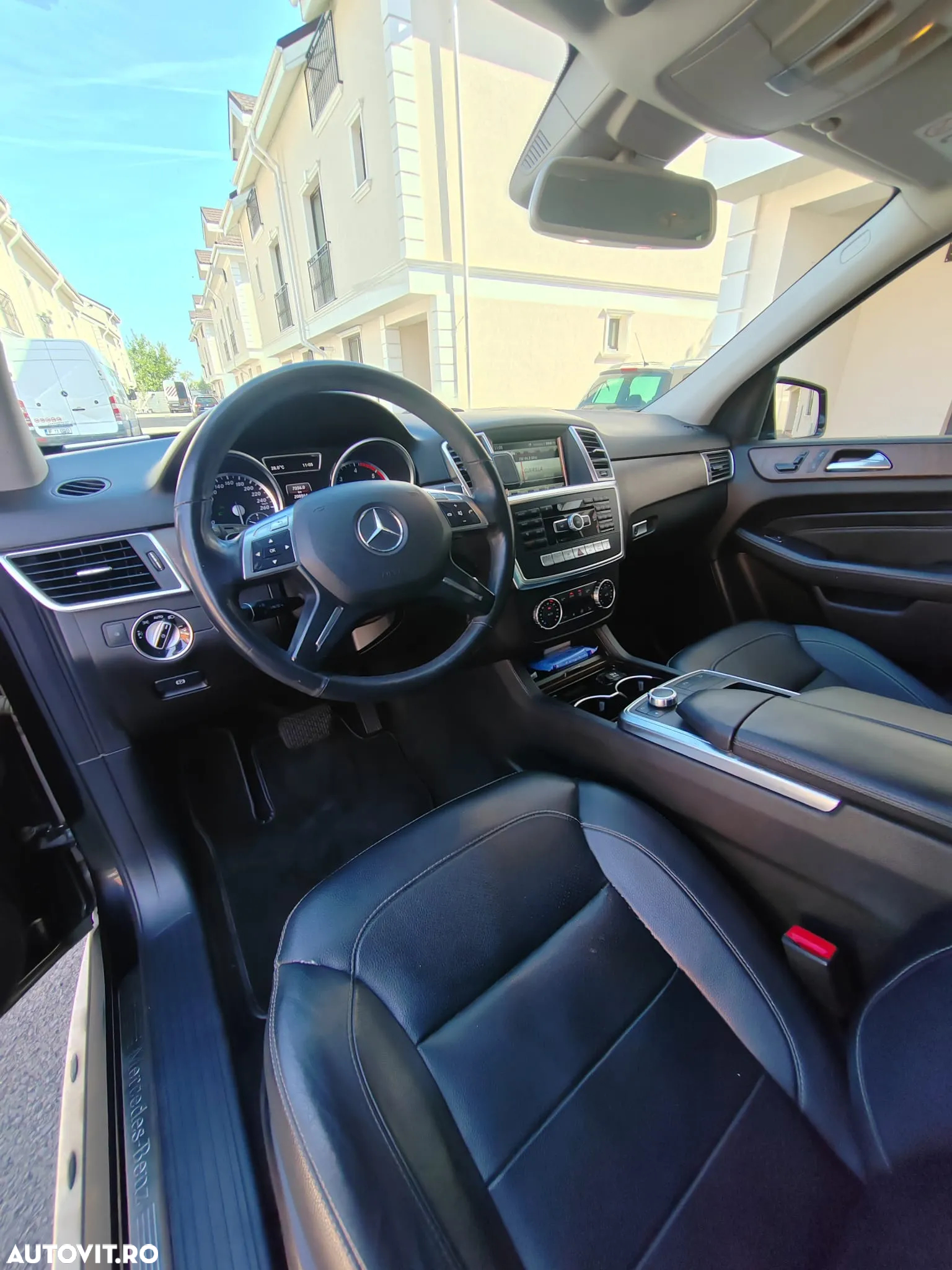 Mercedes-Benz ML 350 BlueTec 4MATIC Aut - 7