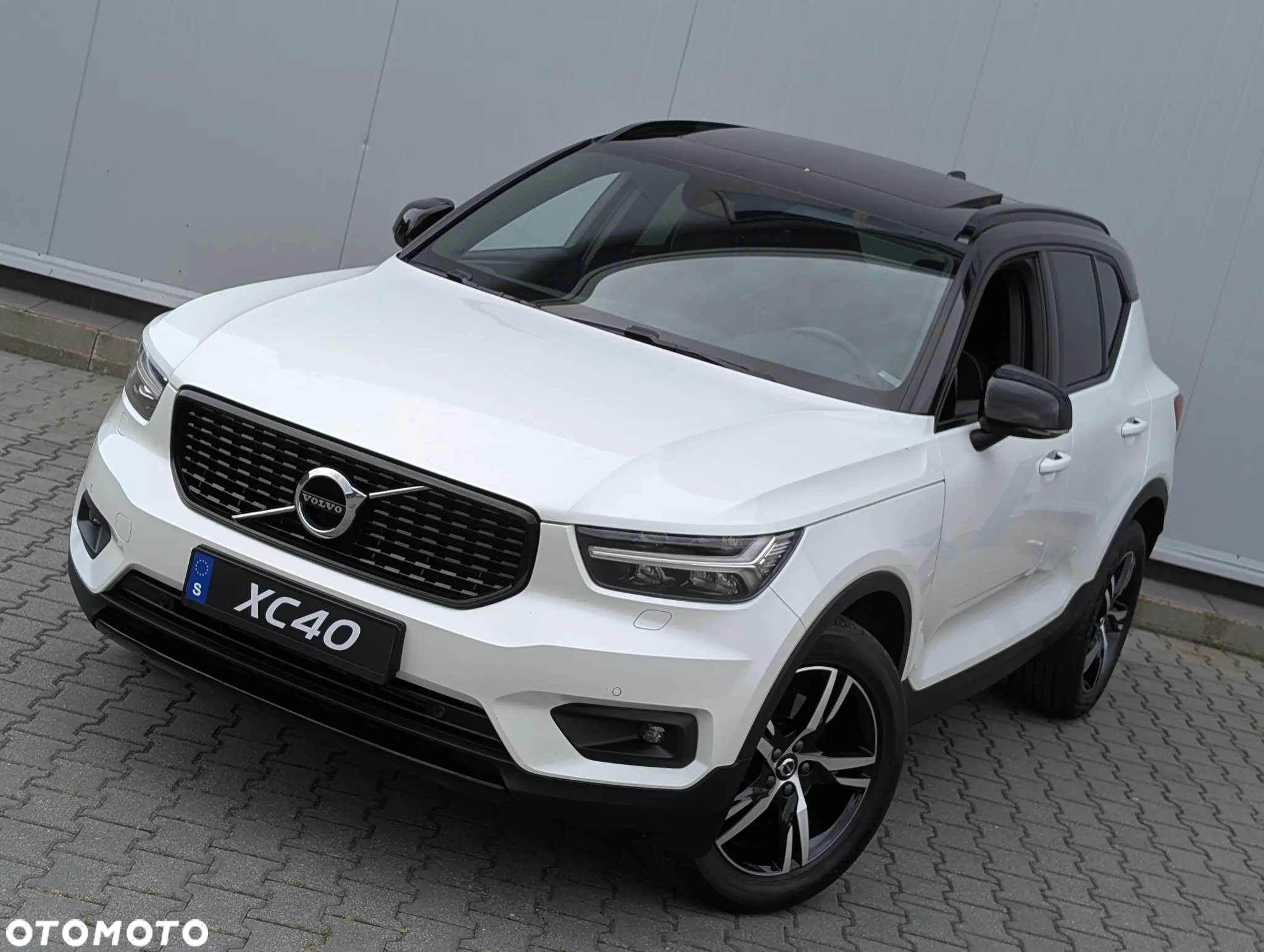 Volvo XC 40 T5 AWD R-Design - 9