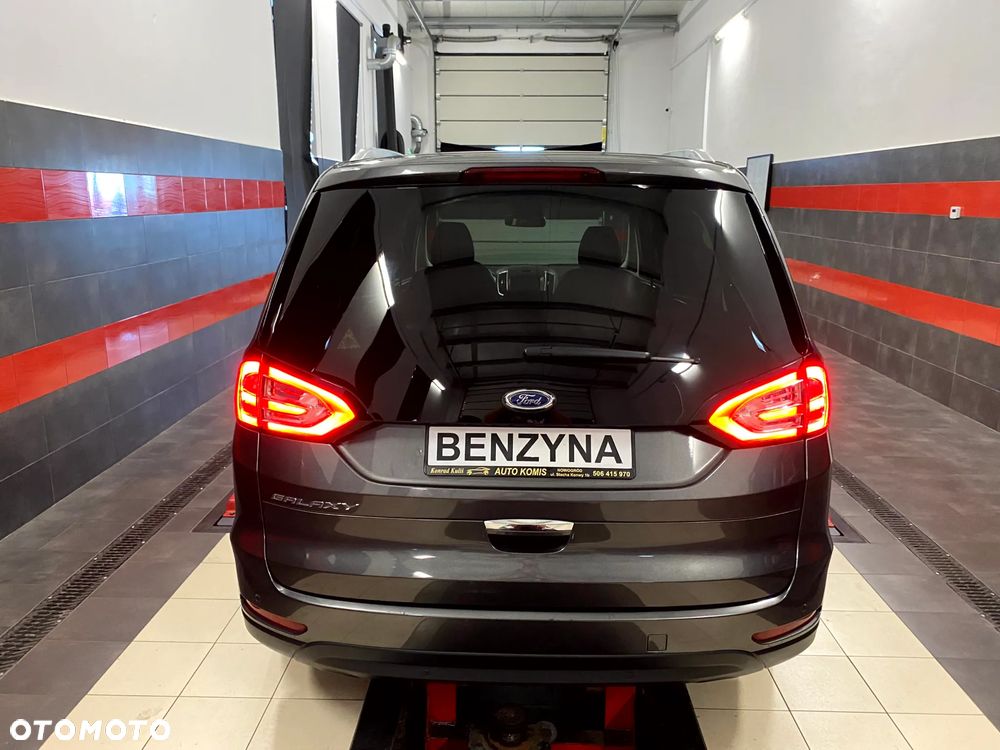 Ford Galaxy 2.0 EcoBoost Titanium - 10