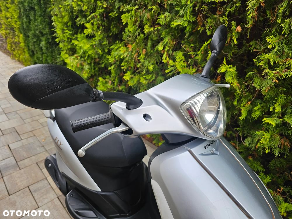Piaggio FLY - 10
