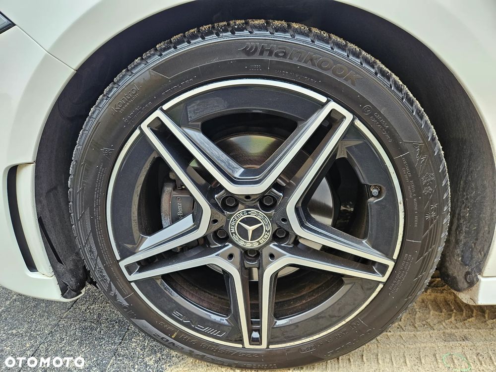 Mercedes-Benz Klasa A 200 AMG Line 7G-DCT - 28