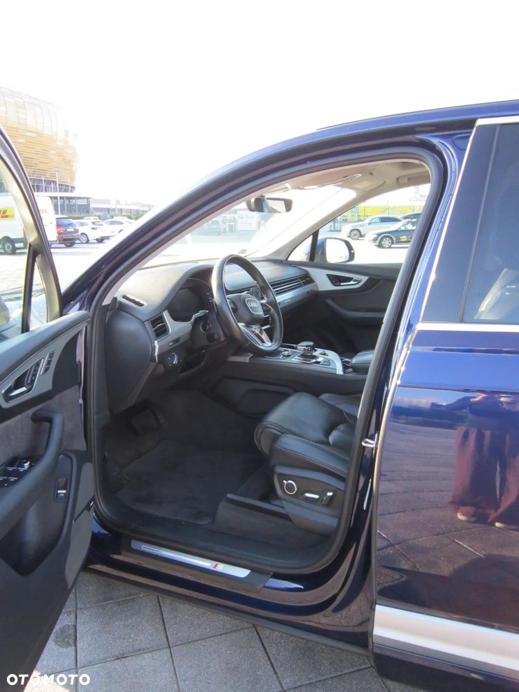 Audi Q7 - 9