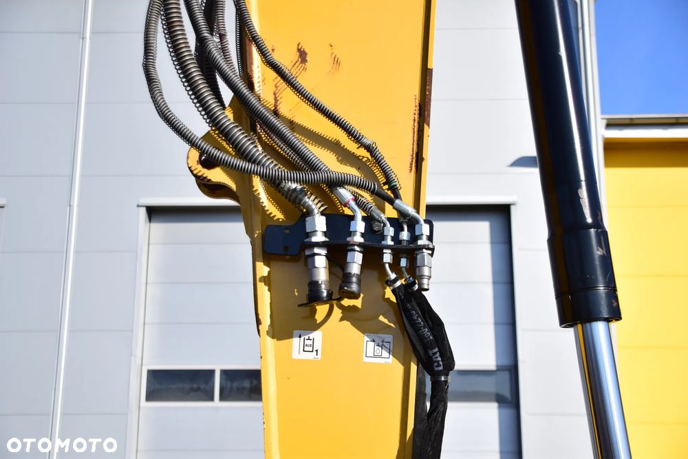 Caterpillar 310 - 15