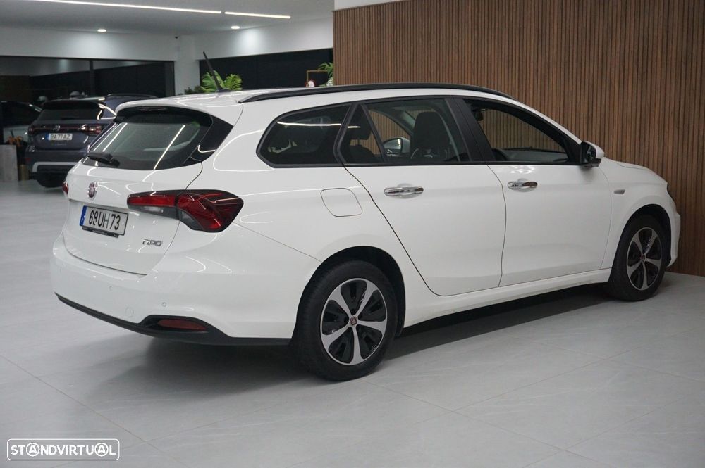Fiat Tipo Station Wagon 1.6 M-Jet Lounge J17 - 19