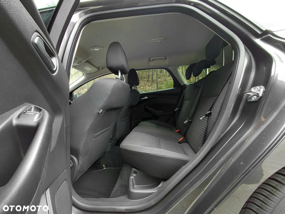 Ford Focus 1.0 EcoBoost Titanium - 37