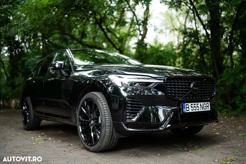 Volvo XC 60 B5 AT AWD MHEV Plus Dark - 2