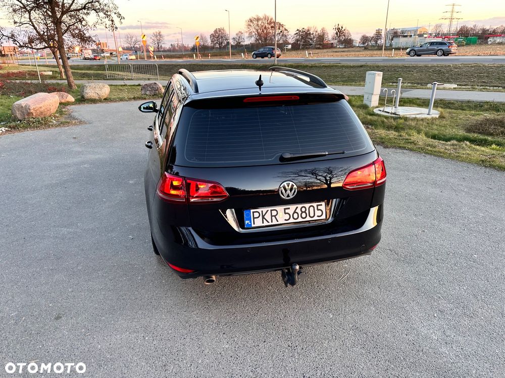 Volkswagen Golf 1.6 TDI Highline - 6