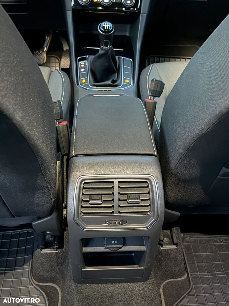 Volkswagen Golf Sportsvan 1.4 TSI (BlueMotion Technology) Highline - 20