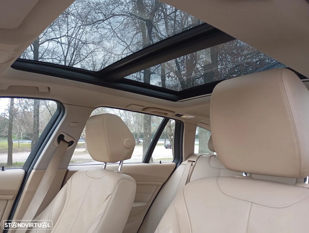 BMW 320 d Line Luxury - 14