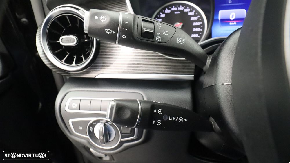 Mercedes-Benz V 250 d Longo Avantgarde - 23