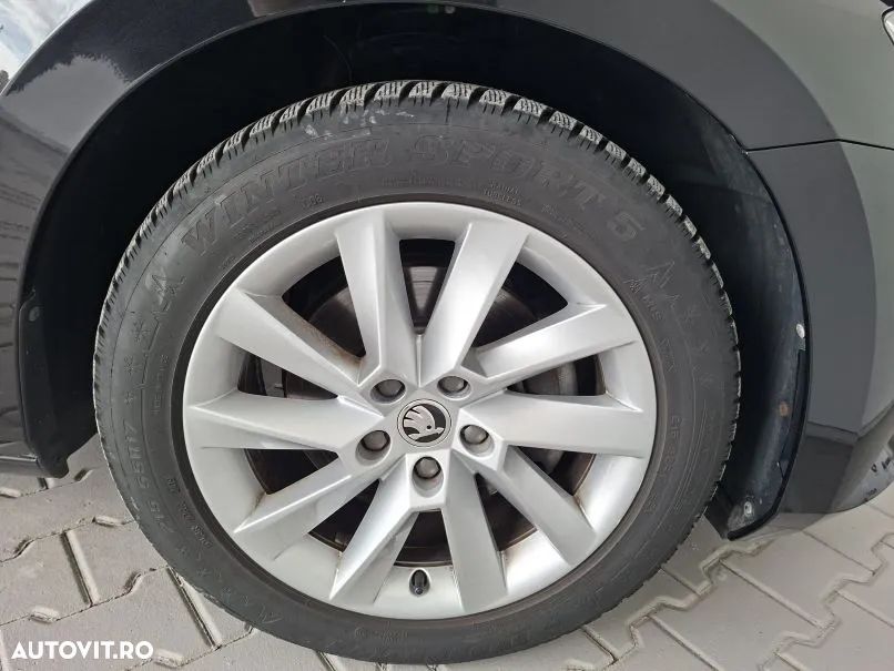Skoda Superb 2.0 TDI DSG Ambition - 4