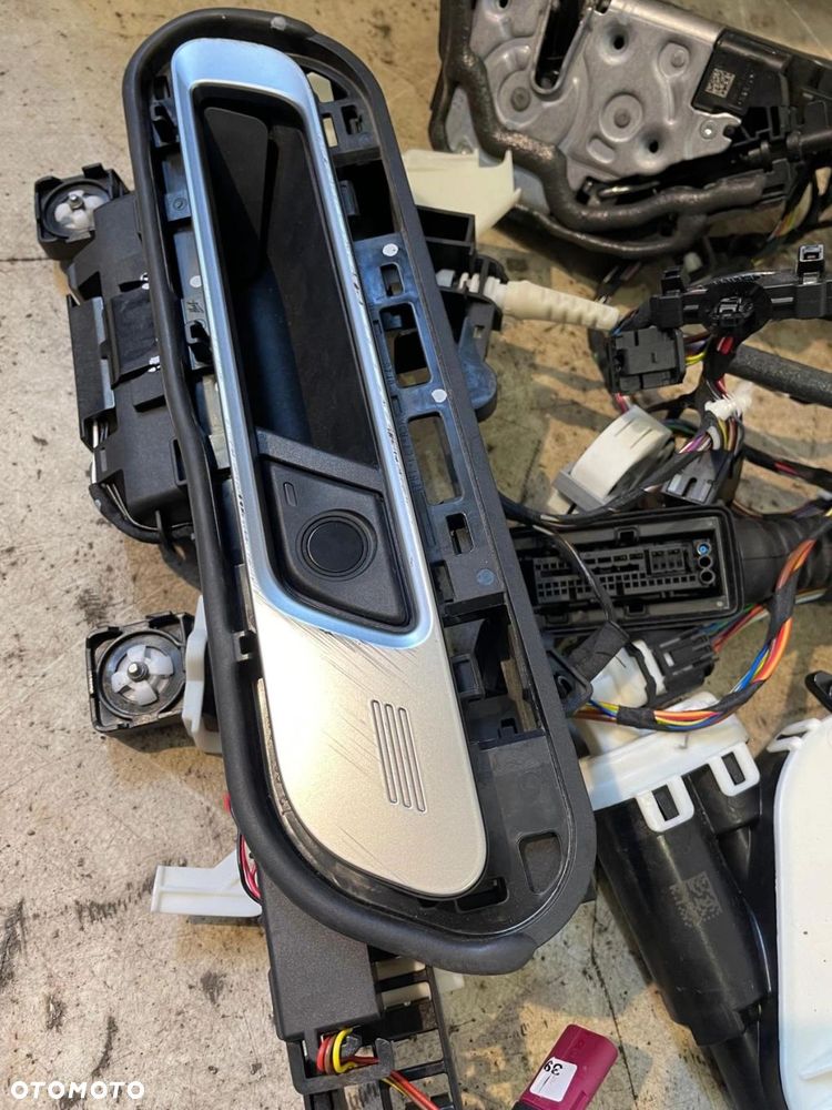 ZAMEK ZAMKI DRZWI SOFT CLOSE DOCIĄGI WIĄZKI BMW 7 i7 G70 KOMPLET - 11