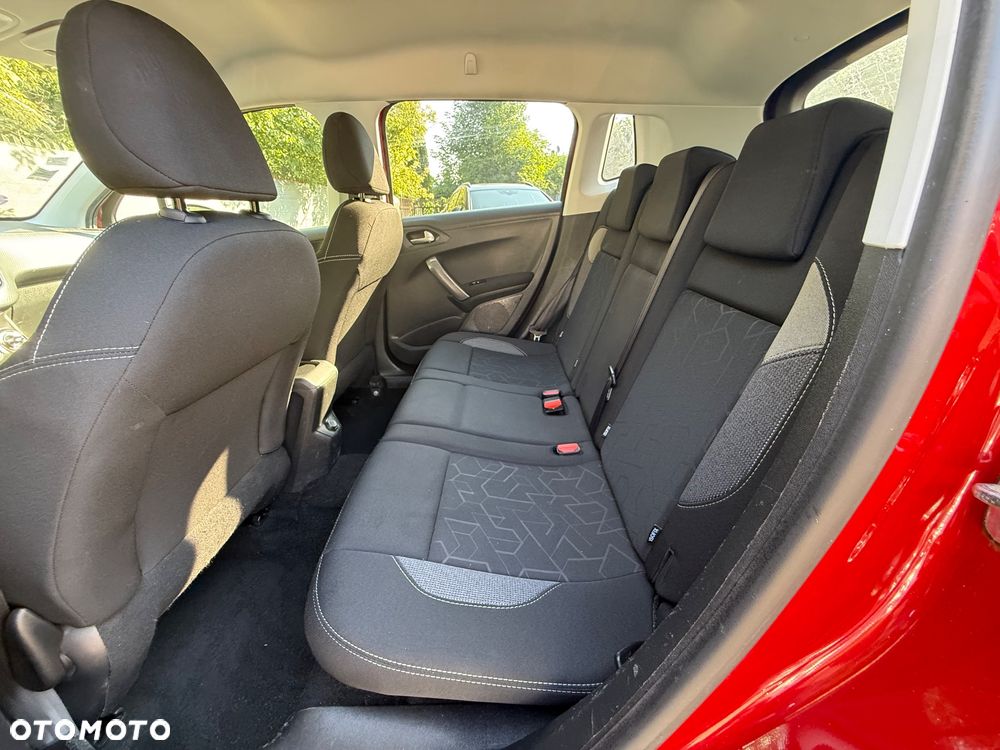 Peugeot 2008 1.2 Pure Tech Active S&S - 7