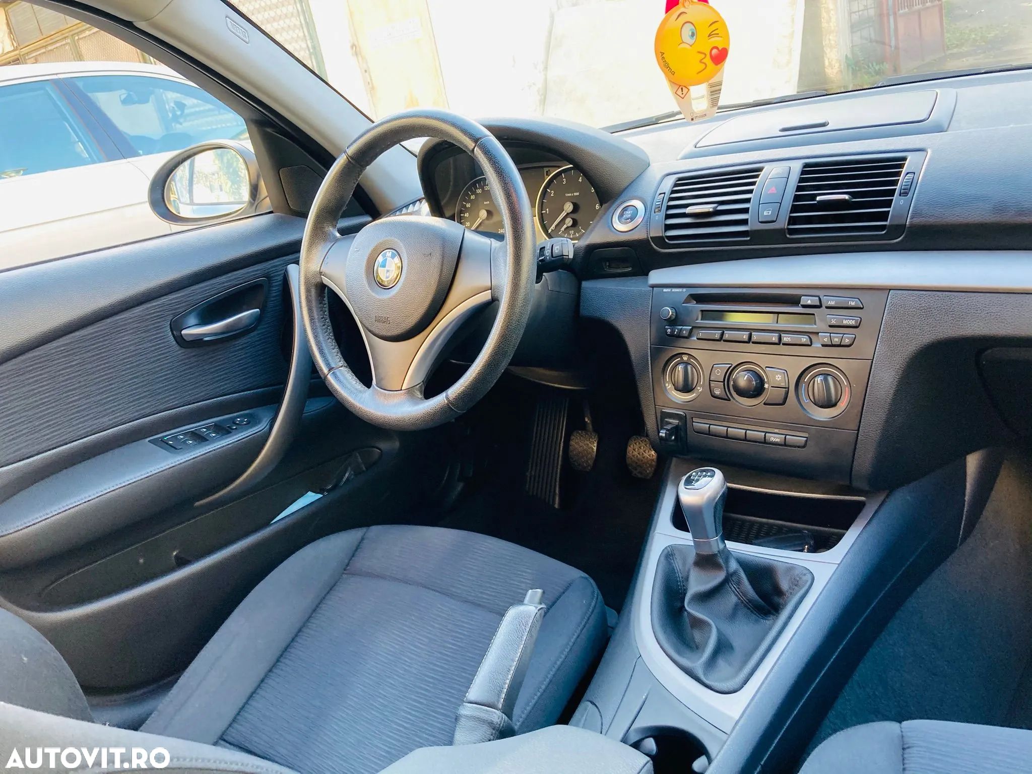 BMW Seria 1 116i - 1