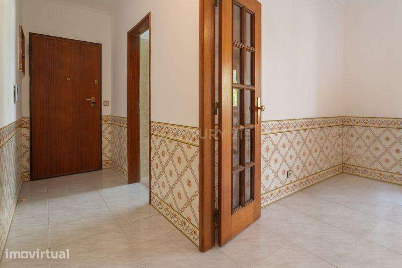 Apartamento 4 Assoalhadas, 2 WCs em Almada com vista e localização cen - Grande imagem: 5/38