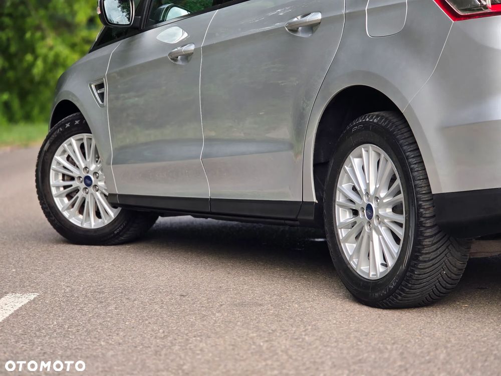 Ford S-Max 2.0 EcoBlue Titanium - 37