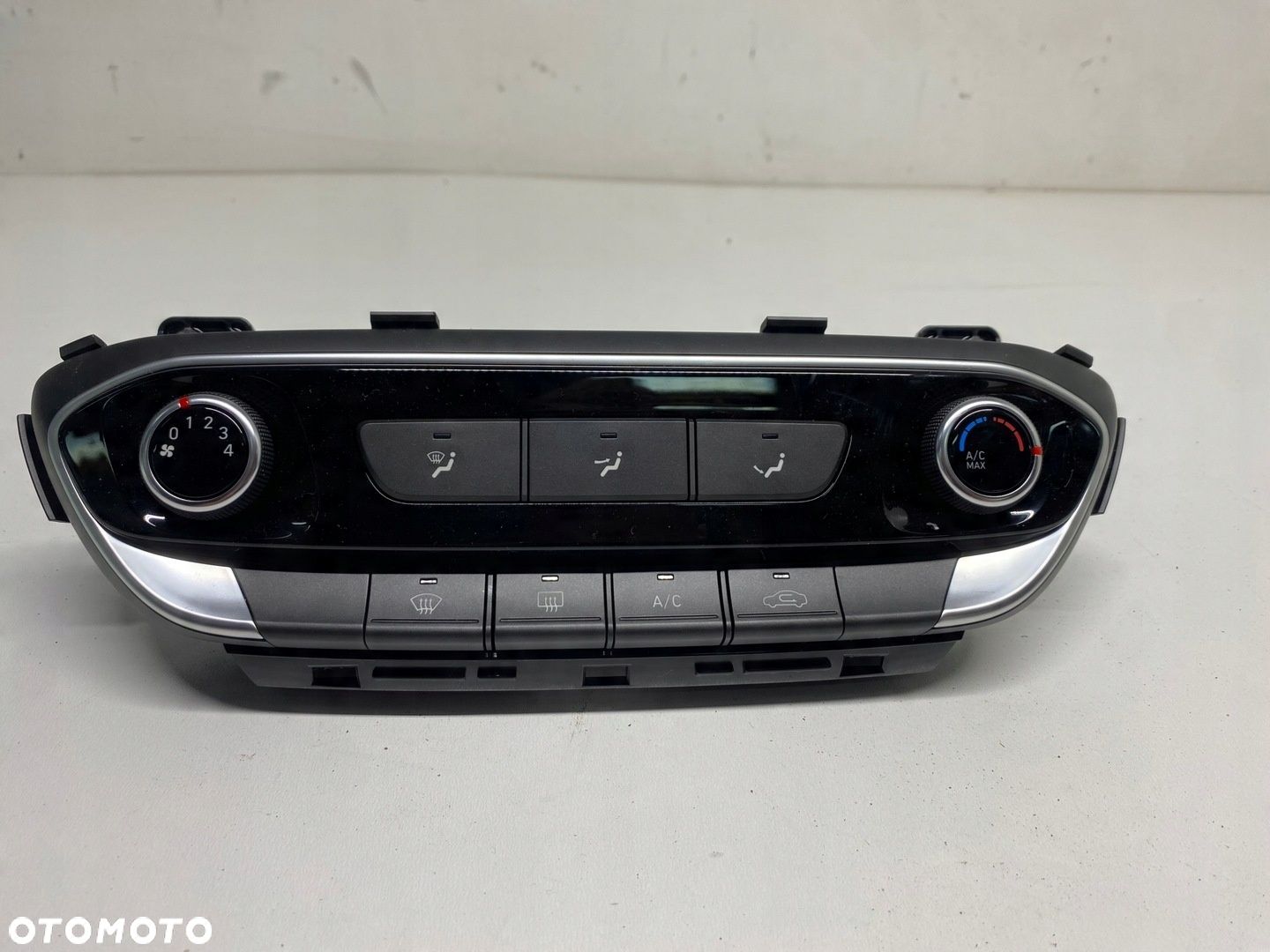 PANEL KLIMATYZACJI HYUNDAI I30 III LIFT 21-24 97250-G4AA0 - 1