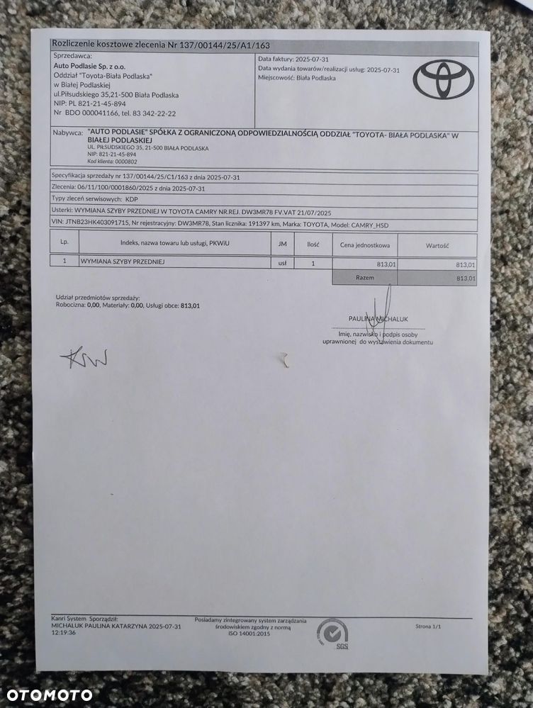 Toyota Camry Executive - 17