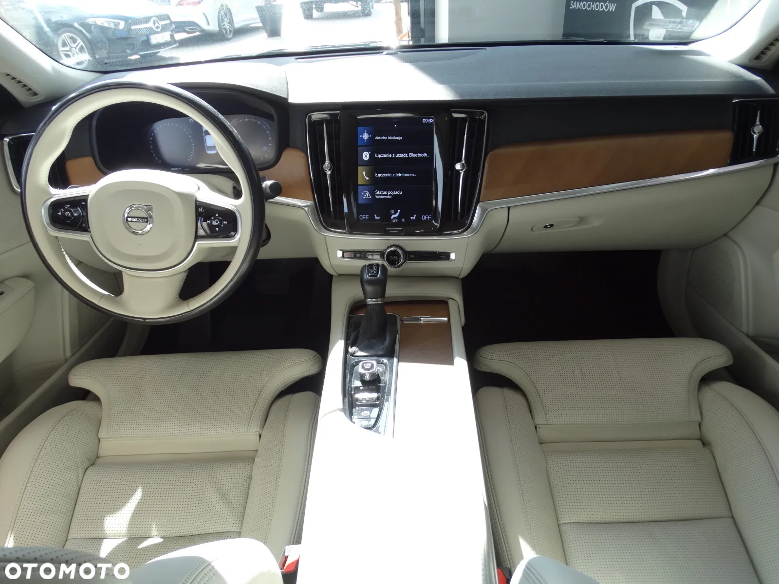 Volvo S90 T4 Momentum Pro - 19