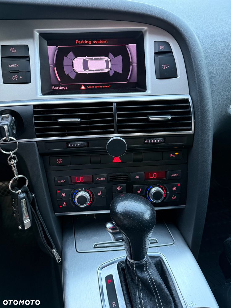 Audi A6 Avant - 14
