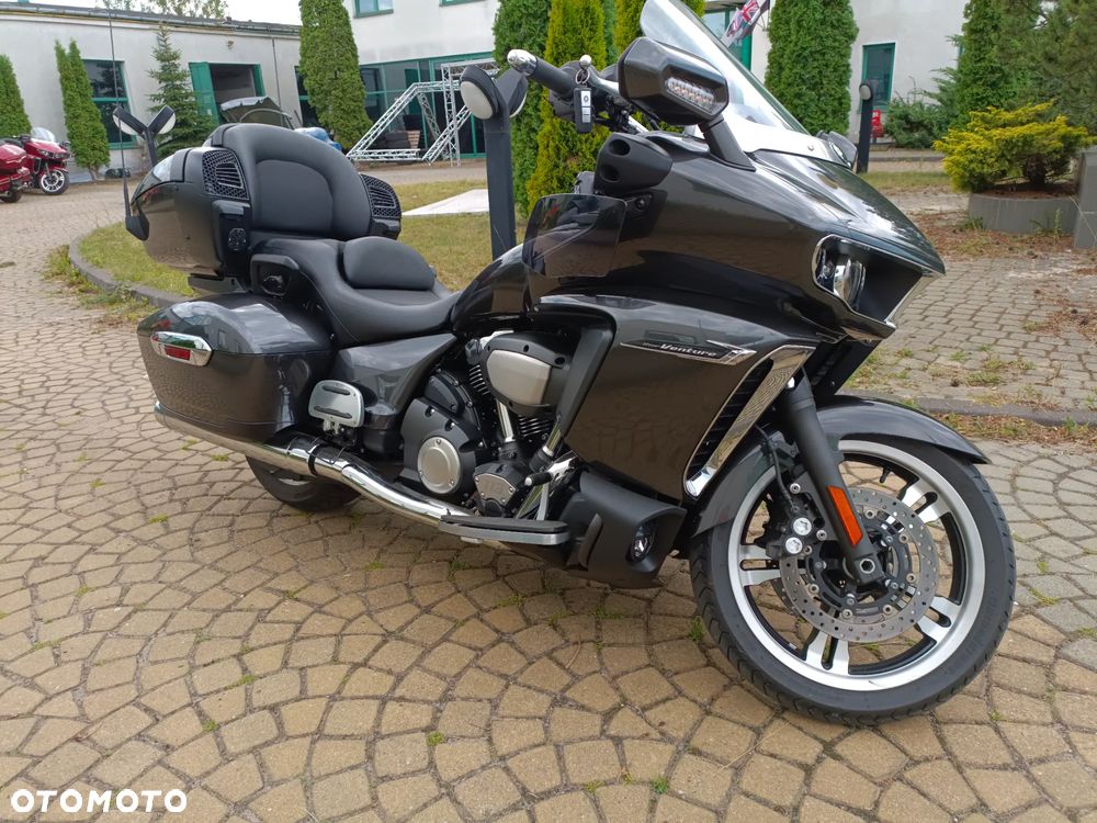 Yamaha Venture - 8