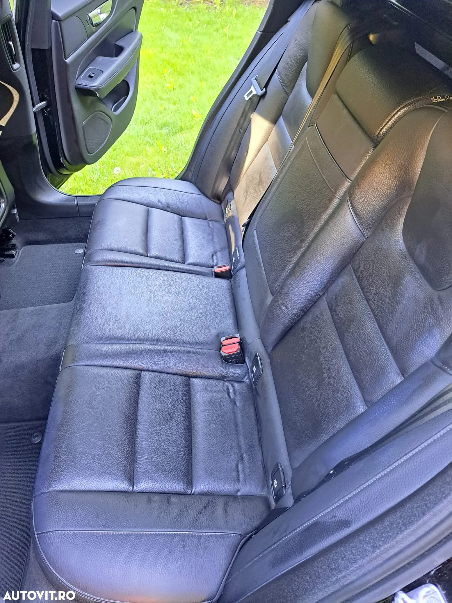Volvo V60 T4 Momentum Pro - 19