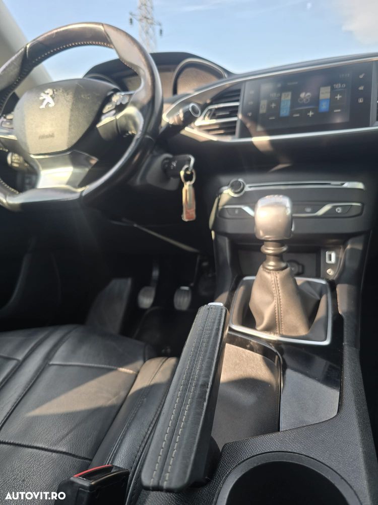 Peugeot 308 - 9