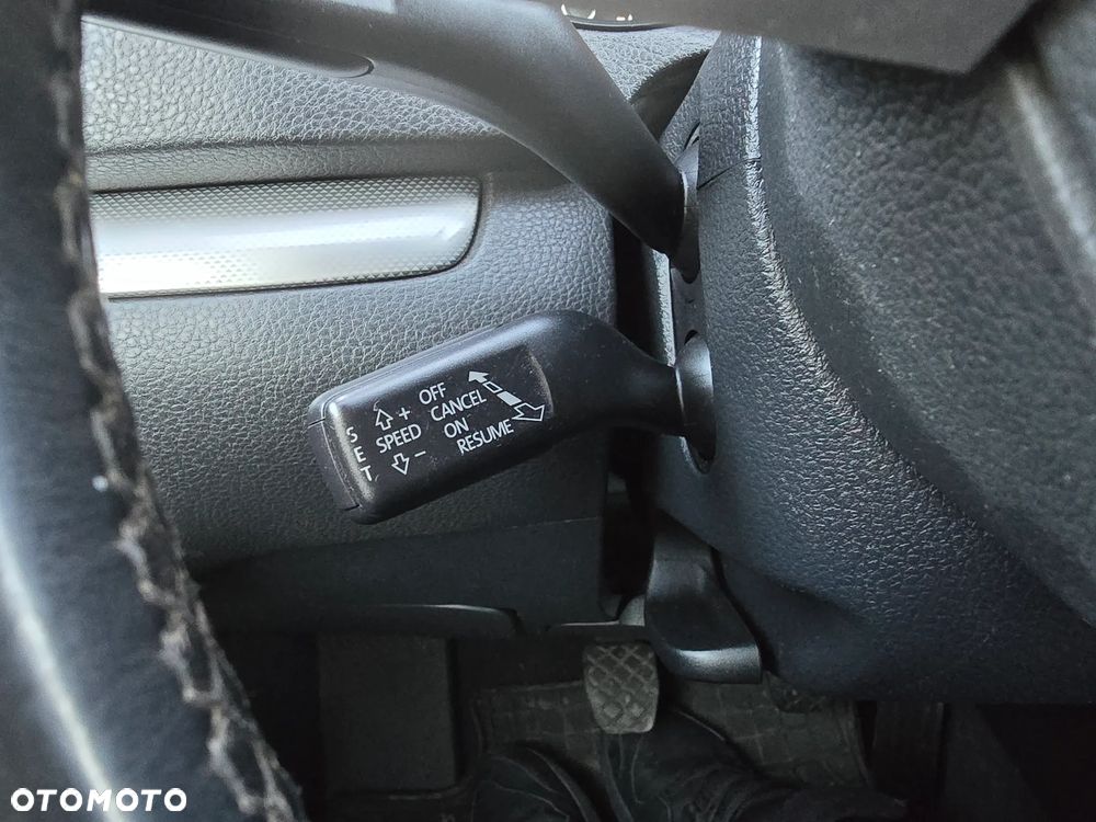 Volkswagen Sharan 2.0 TDI DPF Highline - 13