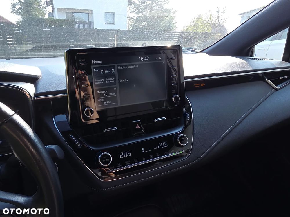 Toyota Corolla 1.8 Hybrid Comfort - 11