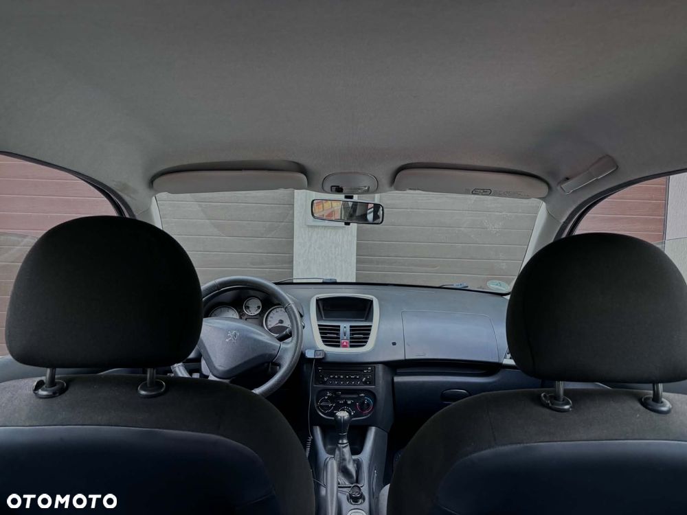 Peugeot 206 plus 75 - 18