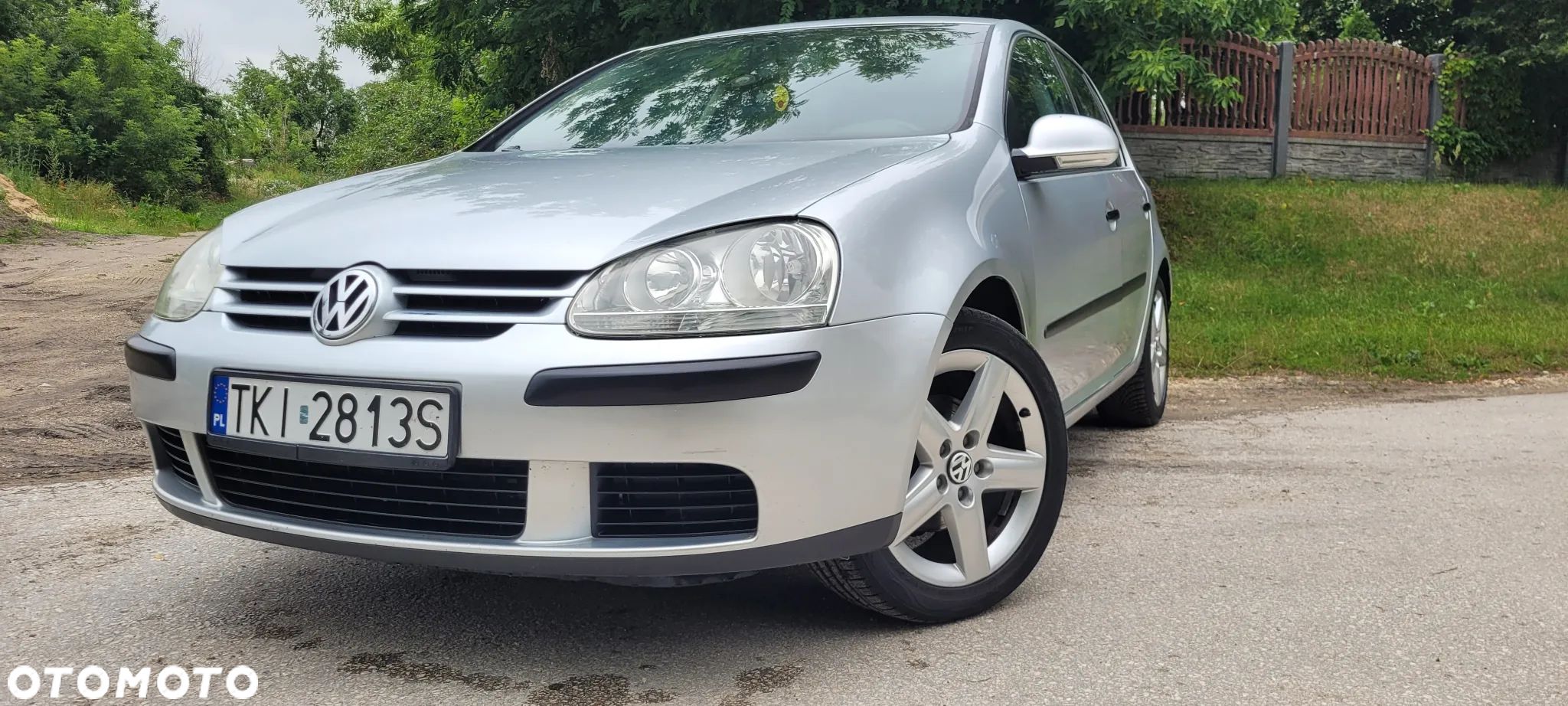 Volkswagen Golf - 1