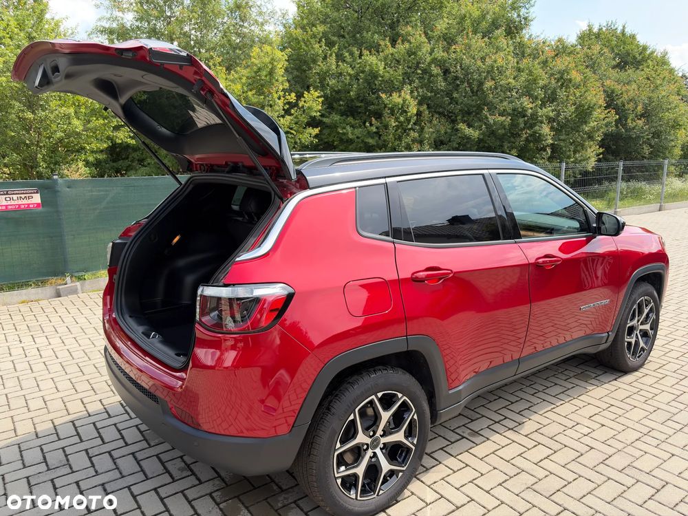 Jeep Compass - 26