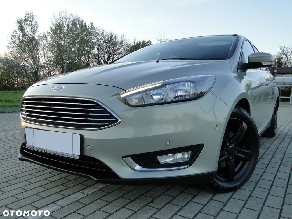 Ford Focus 1.0 EcoBoost STart-Stopp-System TITANIUM X - 34